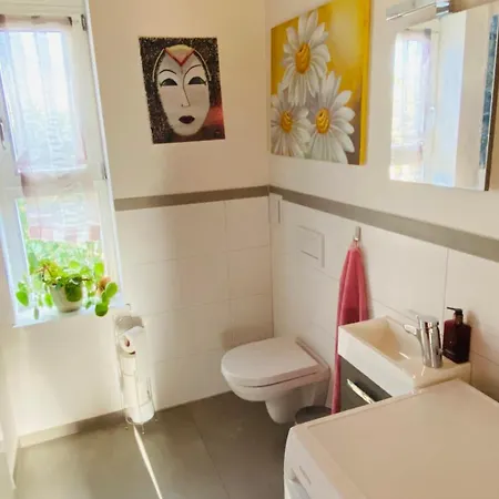 Exklusives Wohnen Im Herzen Bayerns - Luxurioses Haus Mit Dachterrasse Und Whirlpool, Nahe Passau