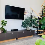 Exklusives Wohnen Im Herzen Bayerns - Luxurioses Haus Mit Dachterrasse Und Whirlpool, Nahe Passau Windorf (Passau)