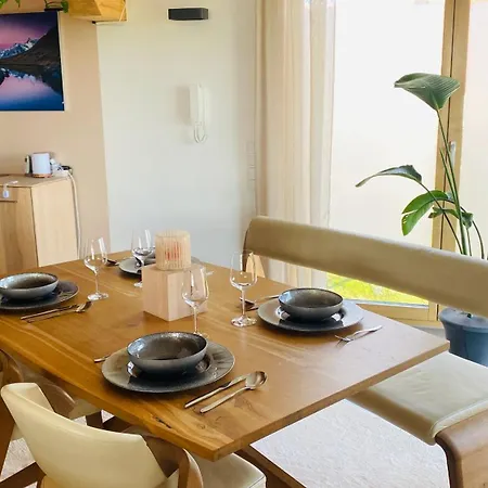 Exklusives Wohnen Im Herzen Bayerns - Luxurioses Haus Mit Dachterrasse Und Whirlpool, Nahe Passau 펜션 *